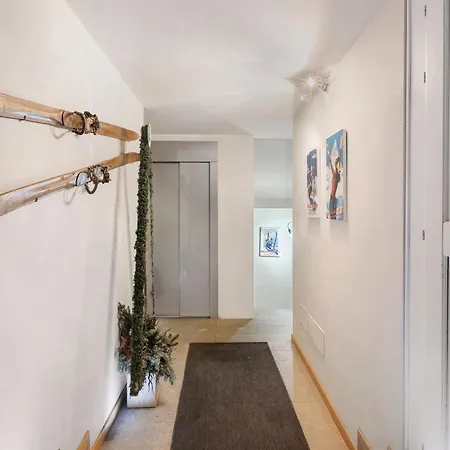 Aymon De Challant Appartement